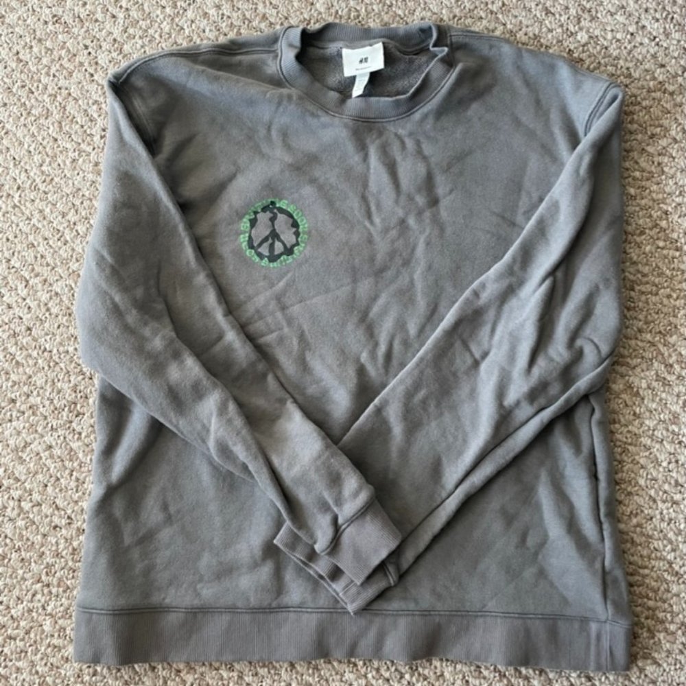 Gray H&M Crewneck Sweatshirt